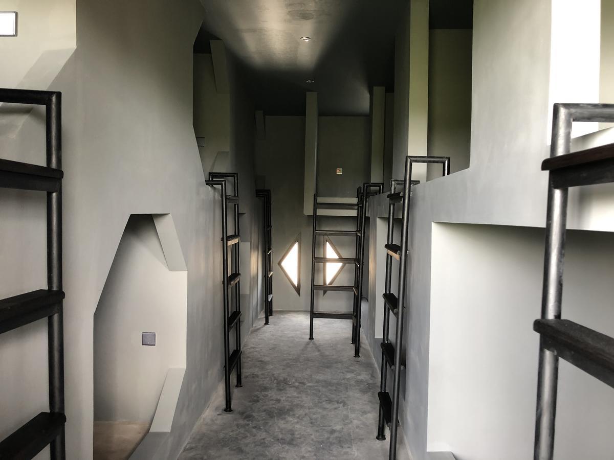 Hacco Capsule Hotel ウブド エクステリア 写真