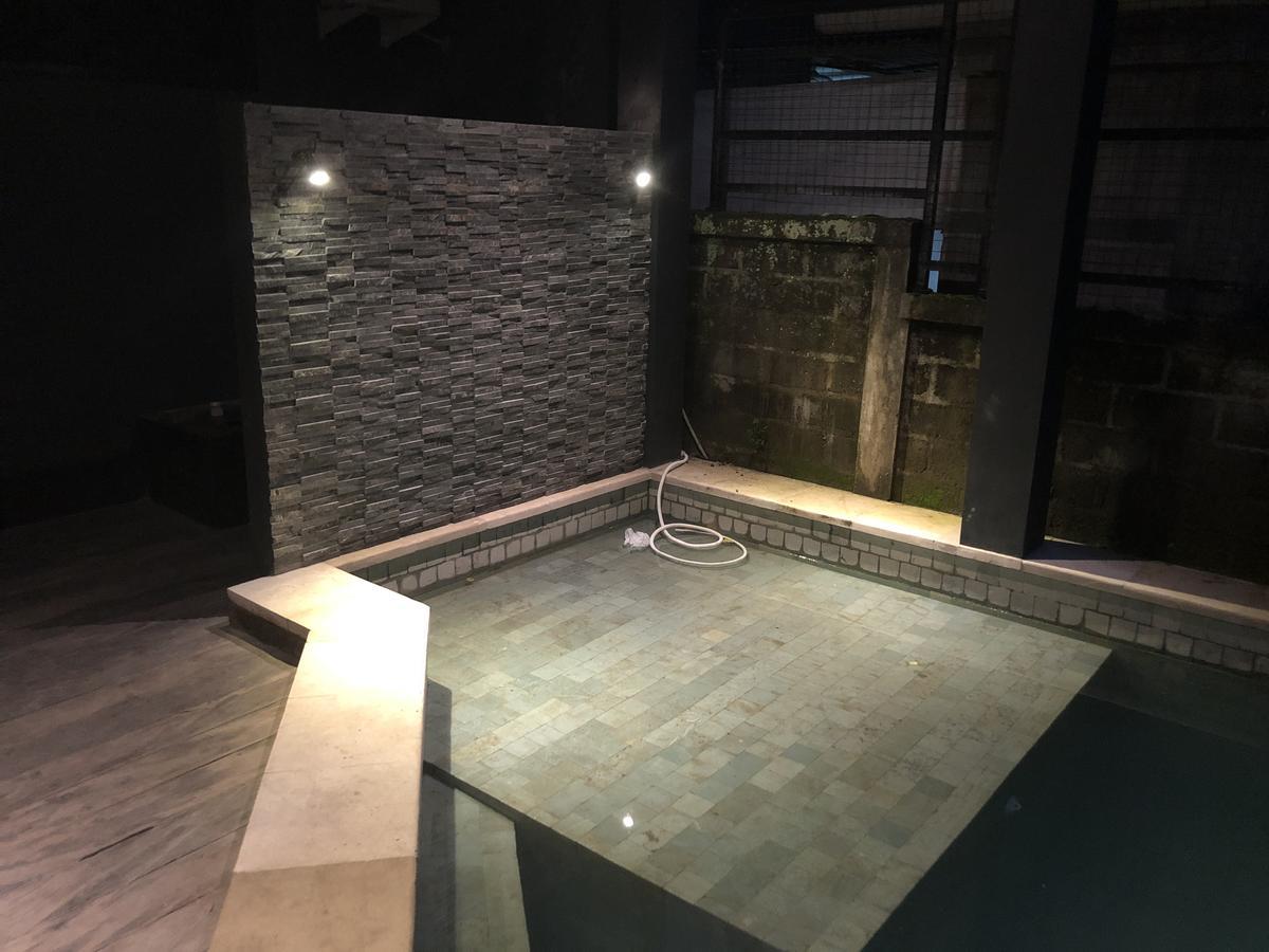 Hacco Capsule Hotel ウブド エクステリア 写真